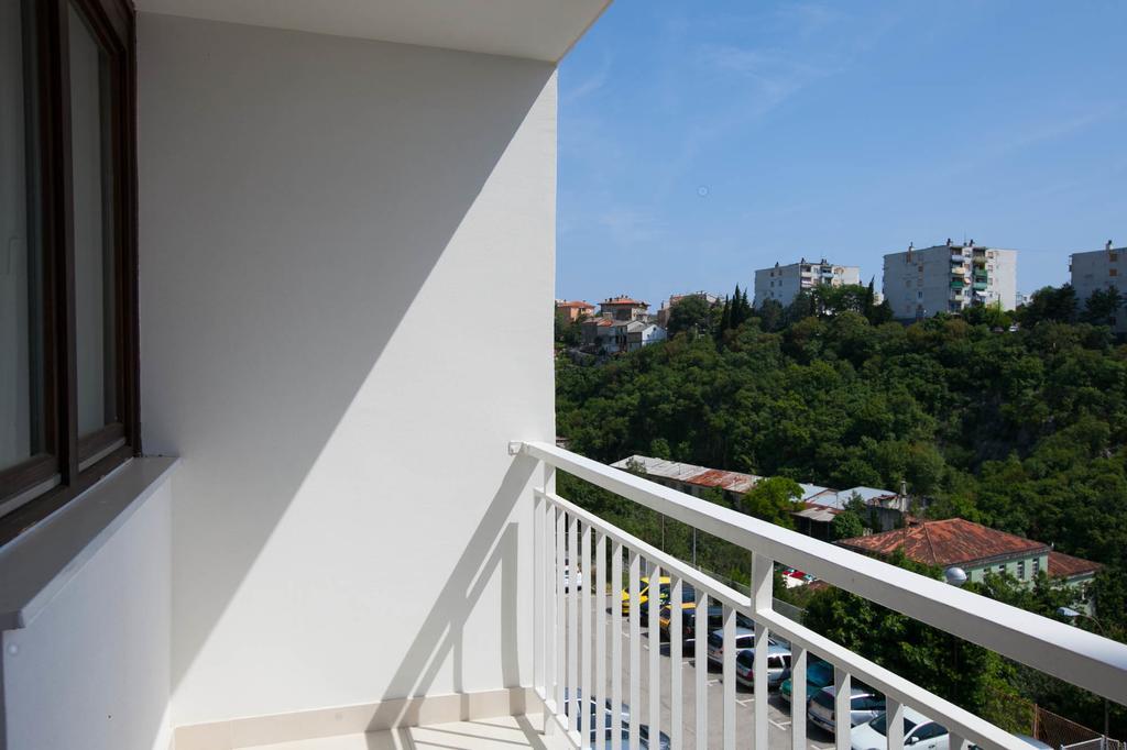 Butterfly Apartment Fiume Esterno foto