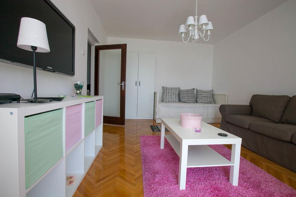 Butterfly Apartment Fiume Esterno foto